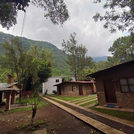 Hotel Del Bosque Panajachel Exterior photo